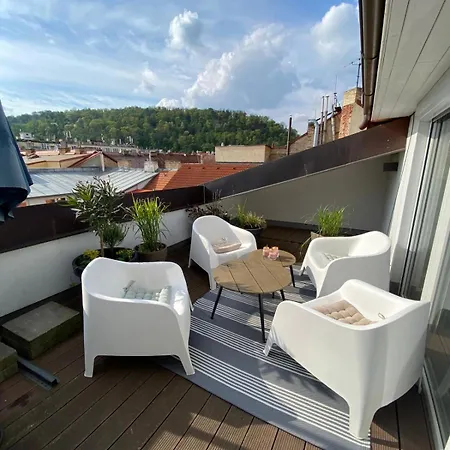Luxurious And Chic Duplex 2 Bed