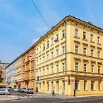 Luxurious And Chic Duplex 2 Bed Apartman