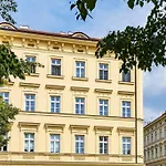 Luxurious And Chic Duplex 2 Bed Apartman