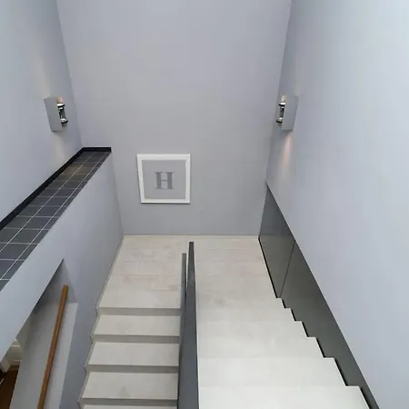 Luxurious And Chic Duplex 2 Bed Apartamento Praga