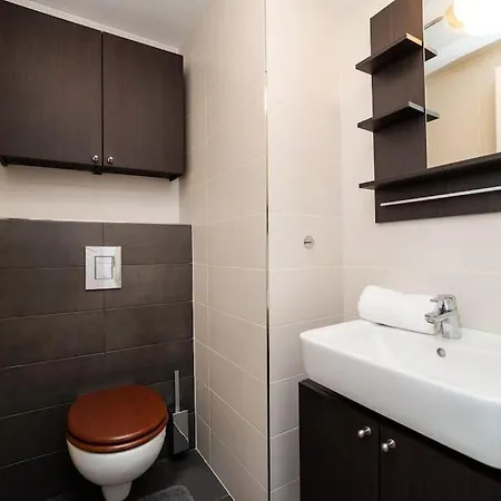 Lägenhet Luxurious And Chic Duplex 2 Bed