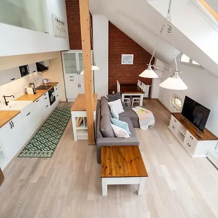 Luxurious And Chic Duplex 2 Bed *