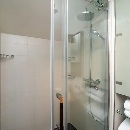 Luxurious And Chic Duplex 2 Bed Appartamento *