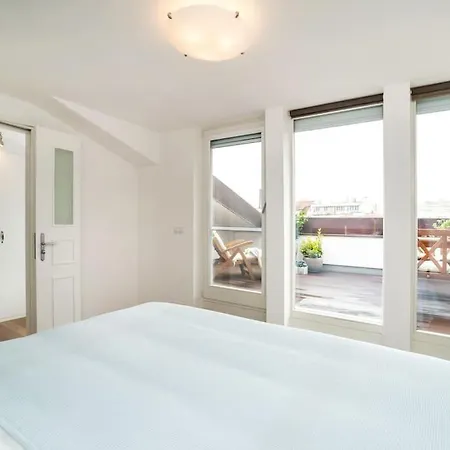 Luxurious And Chic Duplex 2 Bed Appartement Praag